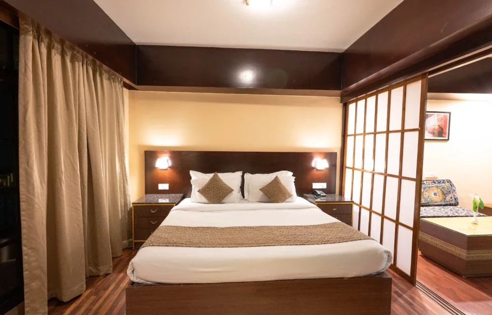 ROOMS_NAME Image